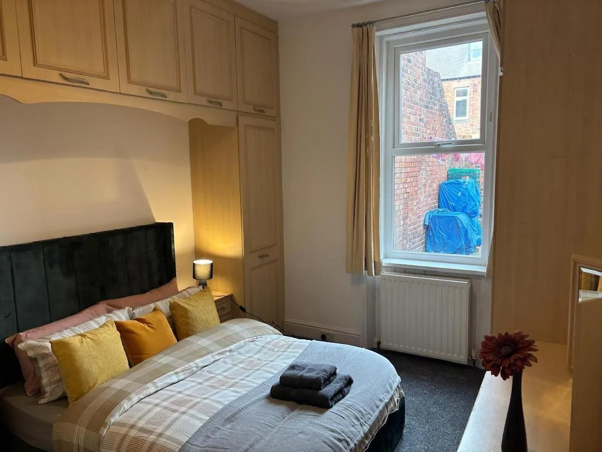 City Delight, Free Parking Newcastle upon Tyne 0*,